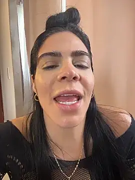 valecruz903 online show from February 16, 5:09 pm