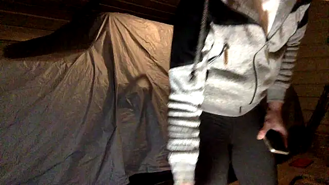 TheOnlyTwinTowers online show from December 13, 8:20 am