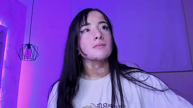 dayana harlow2 online show from December 22, 9:09 pm