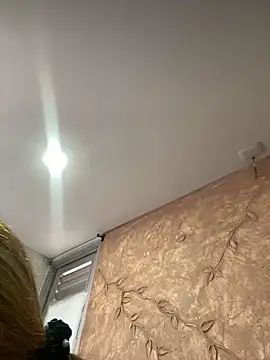 Miabonnett  online show from September 29, 11:59 am