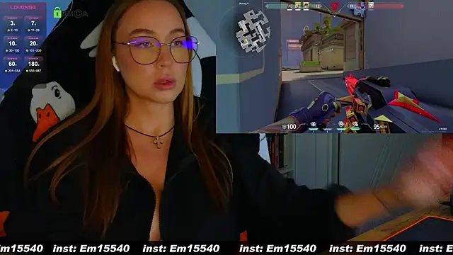 Snapshot of Emili1- chatting on January 17, 11:27 am Emili1- online show from January 17, 11:27 am