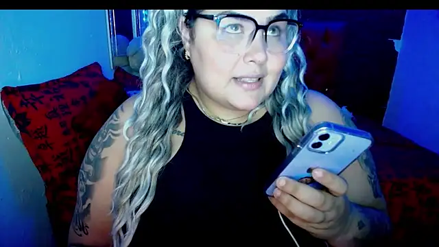 Fernanda Big Boobs online show from December 4, 3:59 am