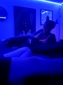 Applebottomup online show from November 16, 3:17 pm