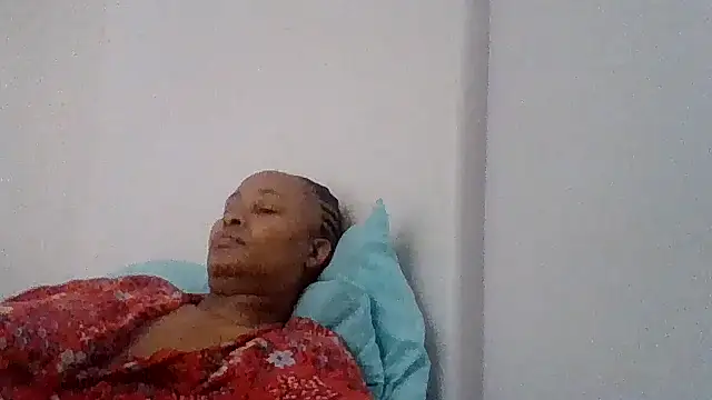 BabeAssXX online show from December 5, 6:33 am