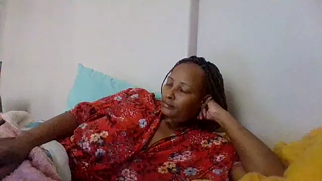 BabeAssXX online show from March 30, 6:25 am