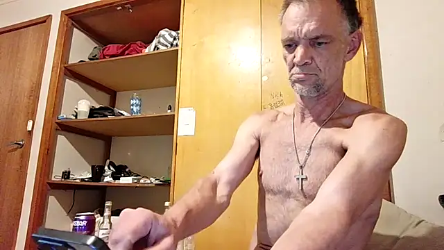 Snapshot of TooFknHorny7676@xh chatting on February 2, 2:38 pm TooFknHorny7676xh online show from February 2, 2:38 pm