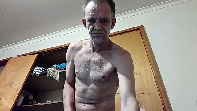 Snapshot of TooFknHorny7676@xh chatting on April 10, 1:00 am TooFknHorny7676xh online show from April 10, 1:00 am