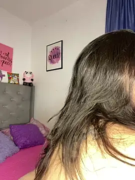 Ari Martin online show from April 11, 4:39 am