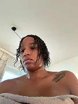 Snapshot of Black_Dolll chatting on January 8, 9:44 am Black Dolll online show from January 8, 9:44 am