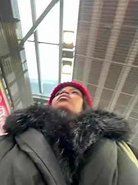 Snapshot of Black_Dolll chatting on February 27, 12:16 pm Black Dolll online show from February 27, 12:16 pm