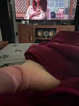 penzler86 online show from February 15, 12:03 pm