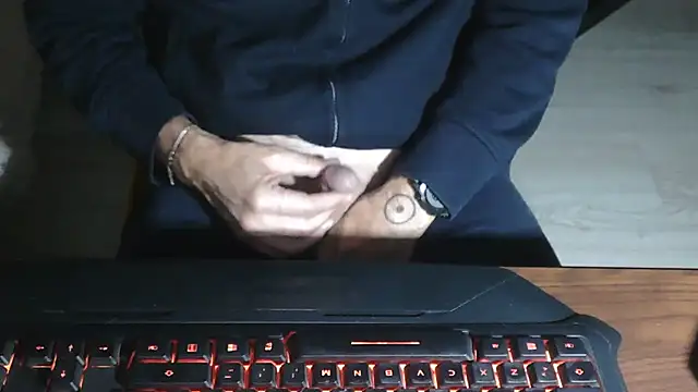 Adri gard online show from October 23, 8:40 pm