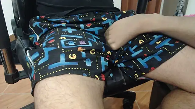 OldManAndGirlishLady online show from May 23, 2:17 am