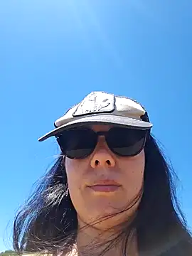 Reinacatchile online show from January 4, 5:16 pm