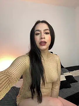 Vonmodel1 online show from April 25, 1:41 pm