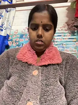 Snapshot of Beauty-queen chatting on January 6, 12:13 pm Beauty-queen online show from January 6, 12:13 pm