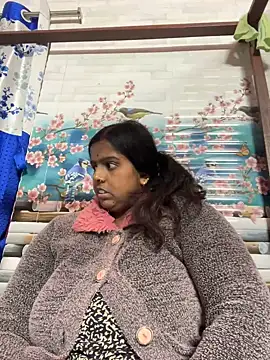 Snapshot of Beauty-queen chatting on January 13, 1:39 pm Beauty-queen online show from January 13, 1:39 pm