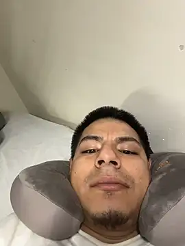 Snapshot of MynameisPaco chatting on January 18, 1:42 am MynameisPaco online show from January 18, 1:42 am