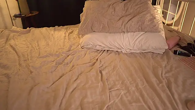 Snapshot of ifuckingtoy_ chatting on March 13, 4:45 pm ifuckingtoy  online show from March 13, 4:45 pm