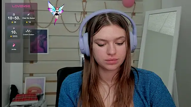 Josephine Kiss online show from March 15, 9:41 am