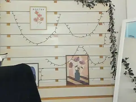 Josephine Kiss online show from November 21, 12:59 pm