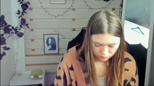 Josephine Kiss online show from April 10, 6:51 am