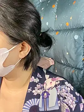 ninini92 online show from January 11, 1:11 pm