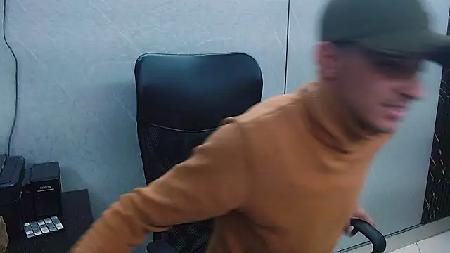 Erick Wall online show from February 11, 5:26 am