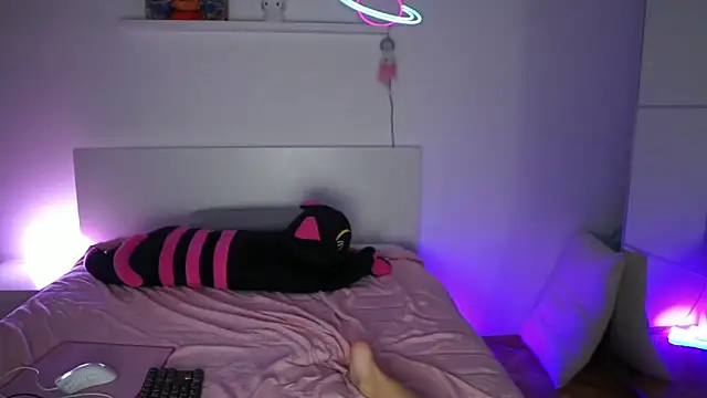 Lady3Holes online show from February 27, 2:54 pm