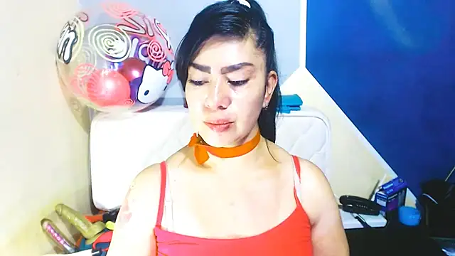 luisahott online show from April 14, 5:41 pm