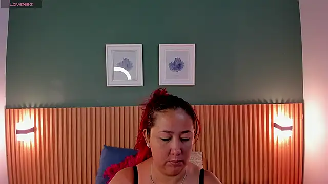  anavictoria  online show from March 7, 6:00 pm