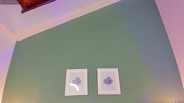  anavictoria  online show from March 12, 12:36 pm