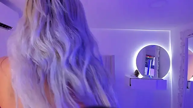 Shelynna azzul online show from February 28, 2:53 am