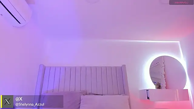 Shelynna azzul online show from September 29, 8:02 pm