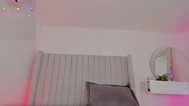 Shelynna azzul online show from May 26, 12:34 pm