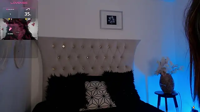 Tifanny Sweett online show from September 29, 3:17 pm