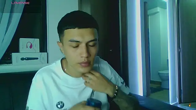 Tifanny Sweett online show from January 10, 12:23 am