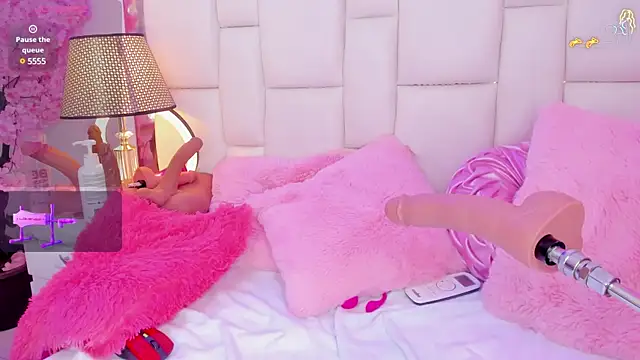 SenniaBella online show from January 17, 5:08 pm