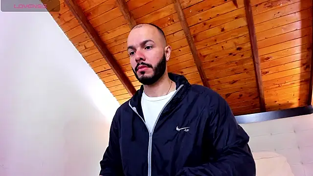 Tom Bailey online show from November 30, 12:42 pm