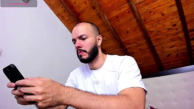 Tom Bailey online show from March 24, 12:54 pm