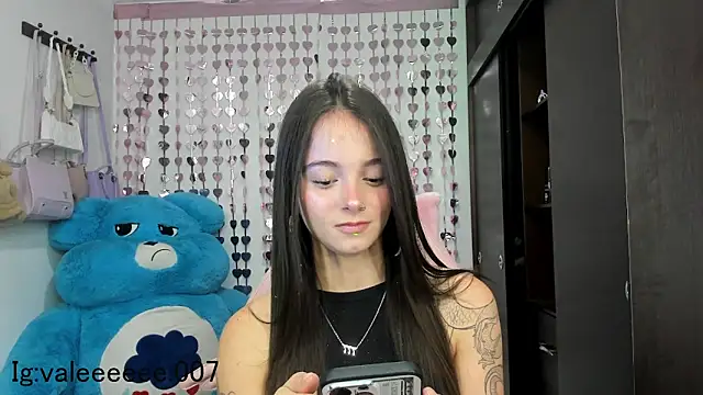 Snapshot of lucyy_tay chatting on December 7, 12:19 am lucyy tay online show from December 7, 12:19 am