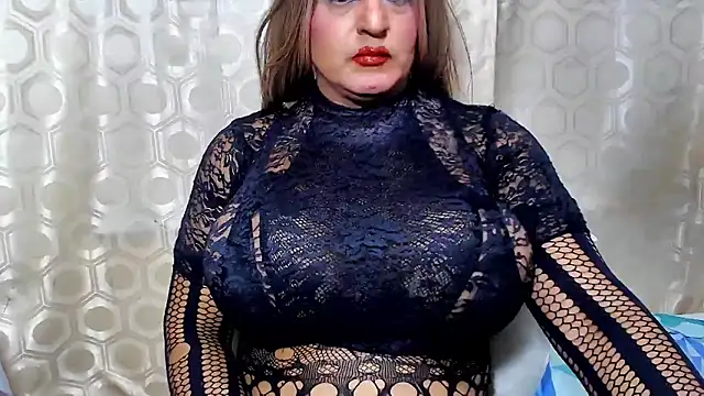 Snapshot of alessia_hot69 chatting on January 29, 9:01 am alessia hot69 online show from January 29, 9:01 am