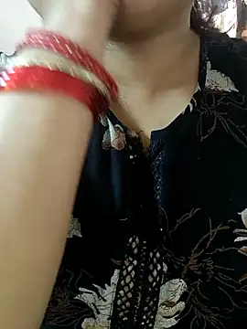 cuteyqueen online show from January 19, 7:25 am