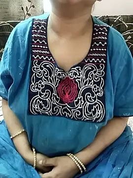 cuteyqueen online show from March 11, 2:50 am