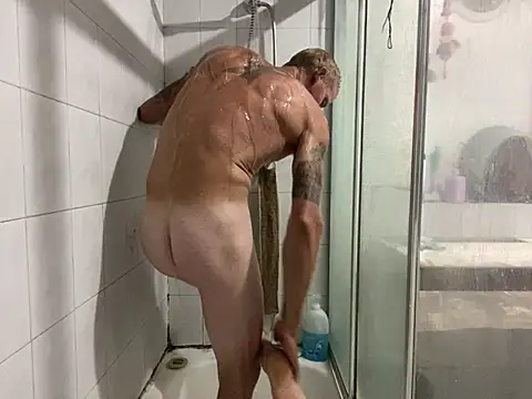 Snapshot of Sweetpasses chatting on February 3, 12:25 am Sweetpasses online show from February 3, 12:25 am