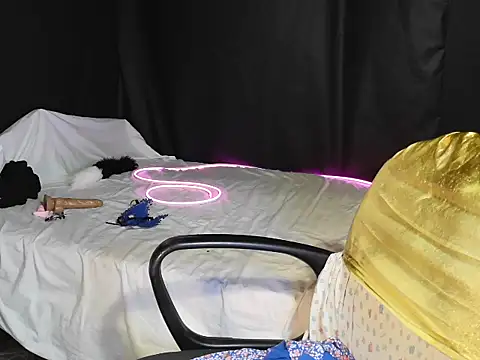 Snapshot of Addy_Xl chatting on December 10, 8:49 pm Addy Xl online show from December 10, 8:49 pm