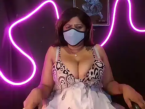 Snapshot of Addy_Xl chatting on February 8, 9:04 pm Addy Xl online show from February 8, 9:04 pm