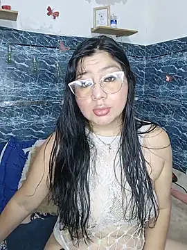 keterinjones--11 online show from May 23, 5:12 am
