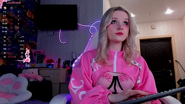 SweeteRose Royce online show from November 11, 3:12 pm