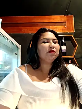 Snapshot of Marcela87 chatting on February 10, 1:35 am Marcela87 online show from February 10, 1:35 am